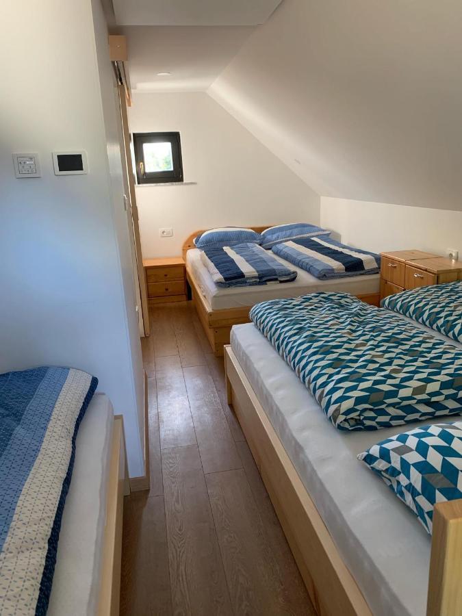 Holiday House Nune 茨热塞 外观 照片